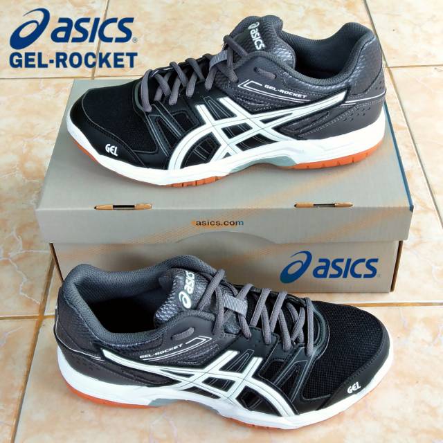 Sepatu badminton asics store