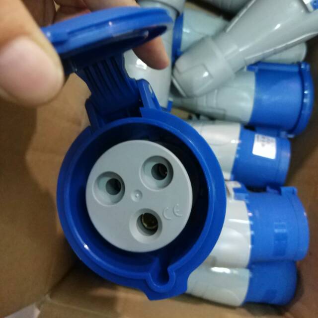 Jual Mobile Socket + Plug merk Legrand Harga untuk 1 Pasang 3pin 16a ...