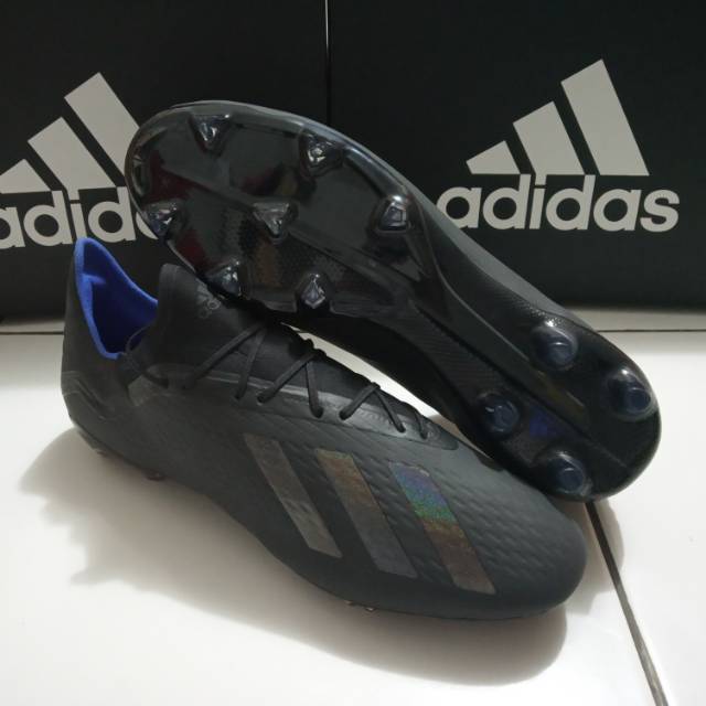 Foto sepatu 2025 bola adidas ori