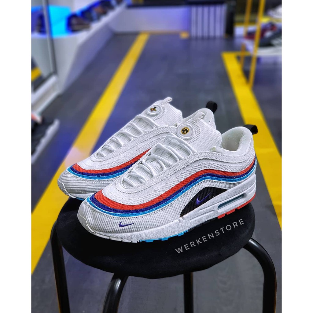 mens white nike airmax