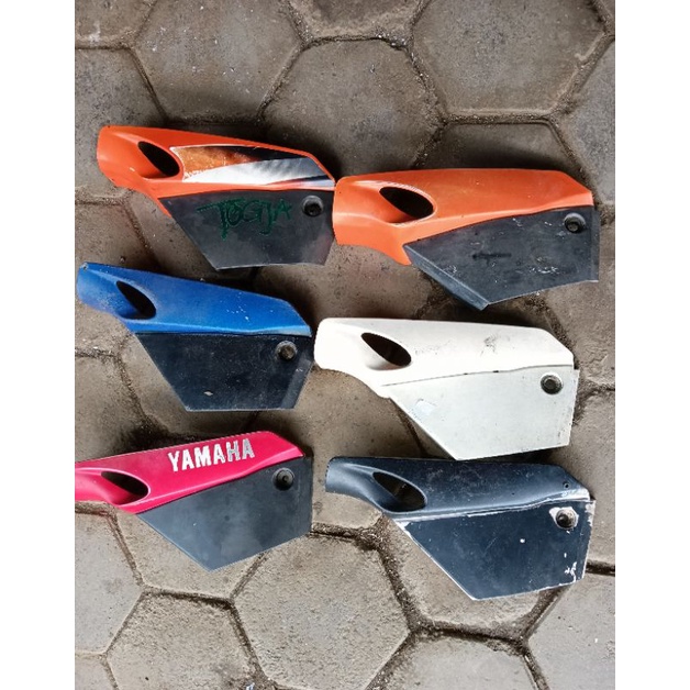 Jual BOX AKI FIZ R COVER AKI TUTUP AKI YAMAHA F1ZR FIZR ORIGINAL ...