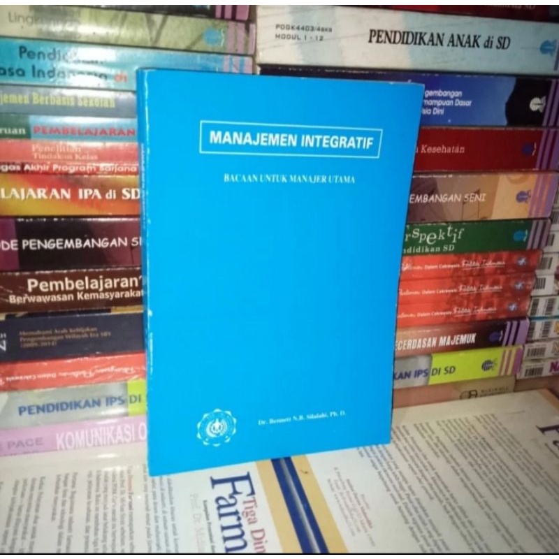 Jual MANAJEMEN INTEGRATIF - BACAAN UNTUK MANAJER UTAMA. | Shopee Indonesia