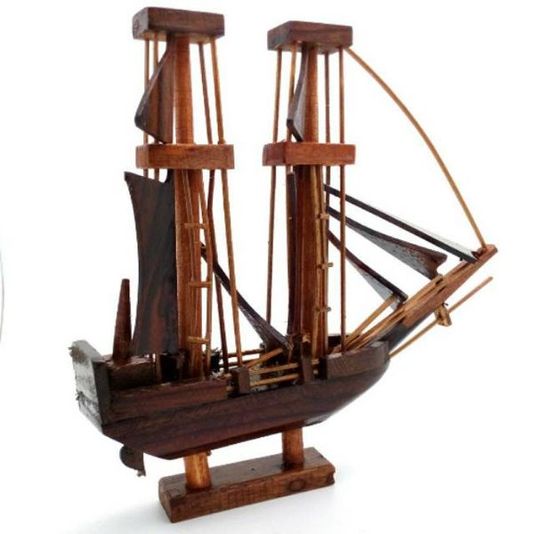 Hiasan Miniatur Kapal Layar Kayu Pinisi Dewaruci Pajangan Meja Koleksi kerajinan Tangan
