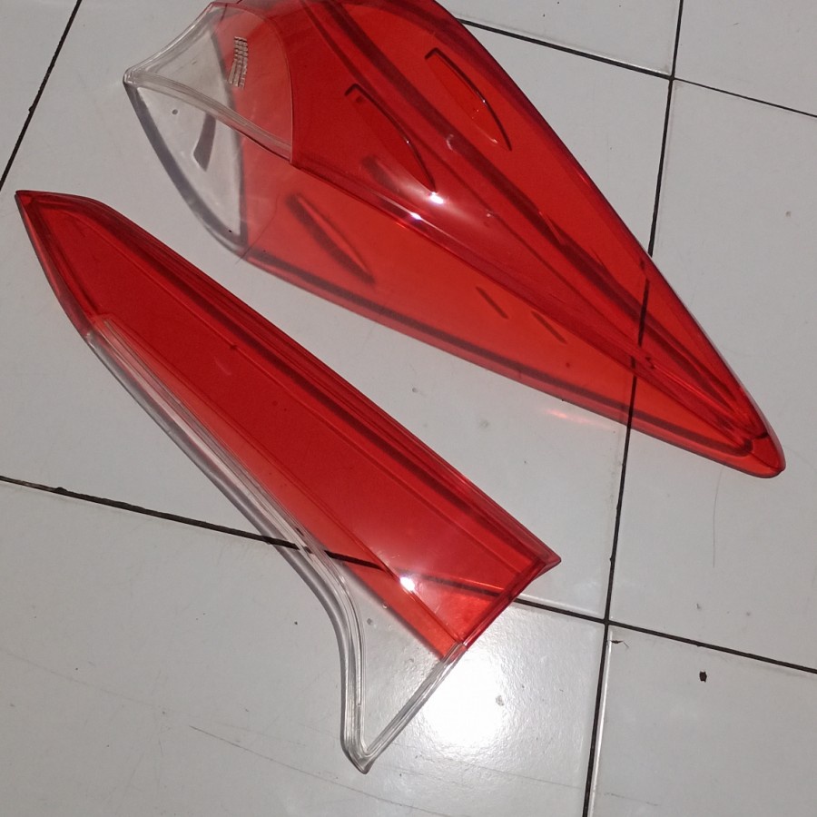 Jual Mika Lampu Belakang Fortuner Vrz Original Set Besar Kecil Bagian