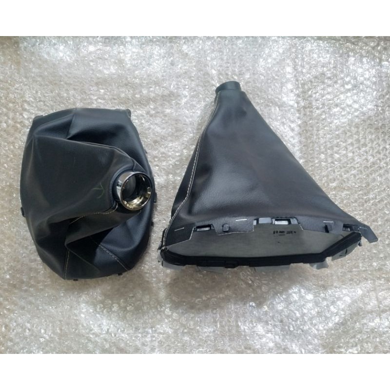 Jual Boot shift knob manual Innova reborn Fortuner Hilux original ...