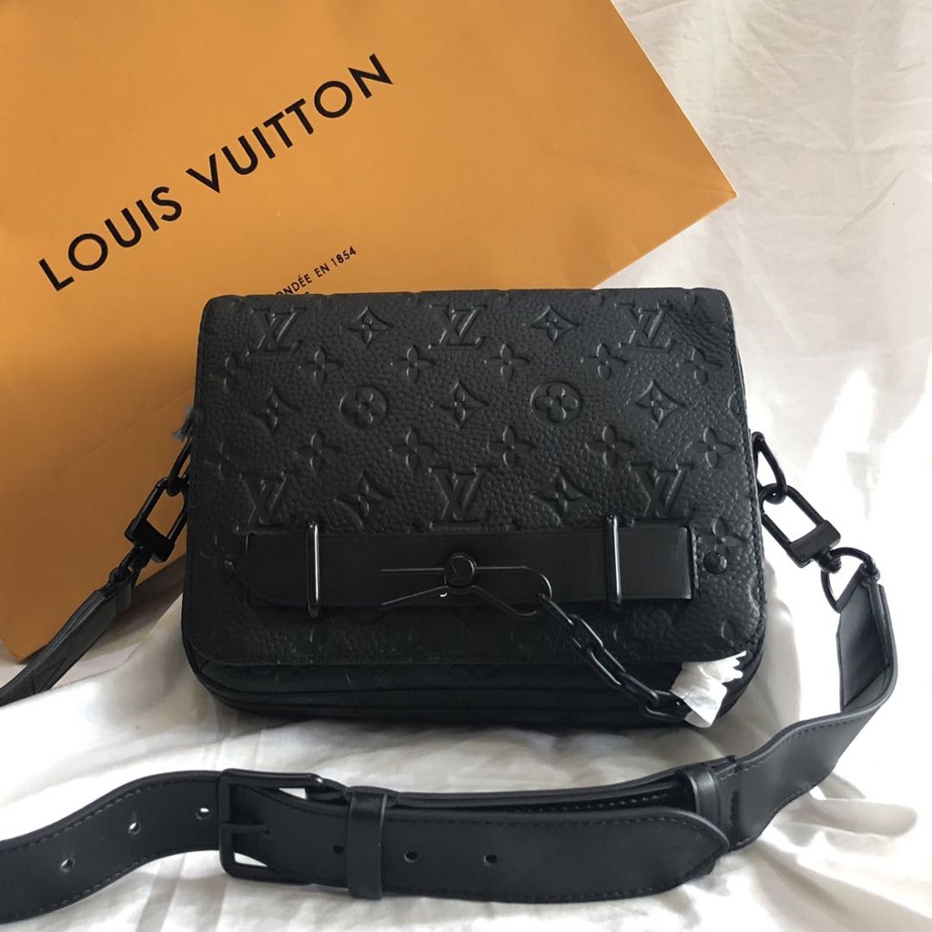 Sling bag LV pria original kulit asli ., Barang Mewah, Tas