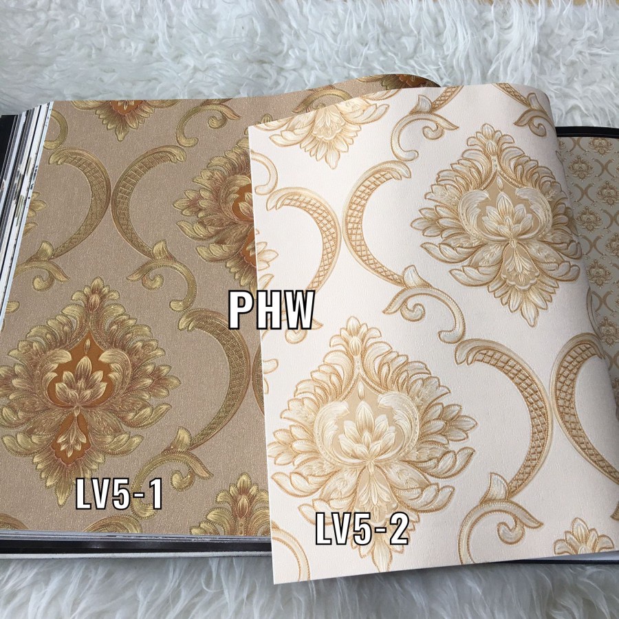 Jual WALLPAPER DINDING MOTIF KLASIK MODERN UKIRAN GOLD MEWAH LV