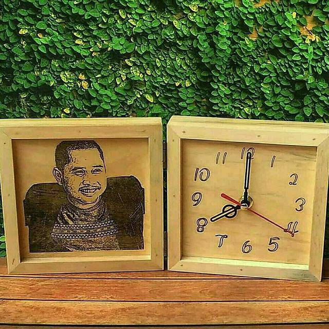 Jual Jam Box Kayu Custom, Kado Unik, Lukisan Kayu, Jam Kayu Custom