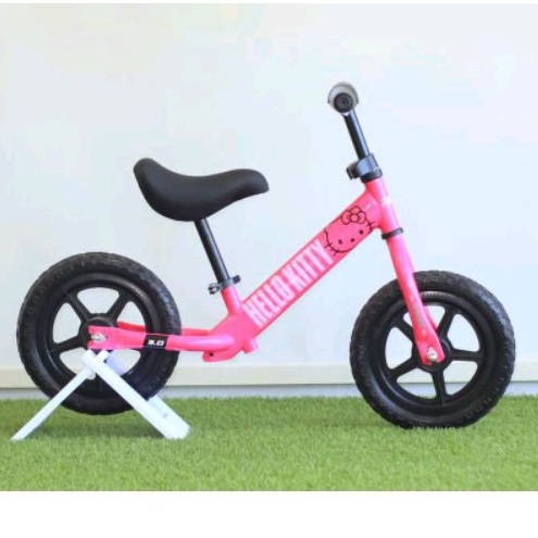 Hello kitty store balance bike