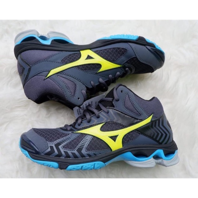 Harga mizuno shop wave bolt 7