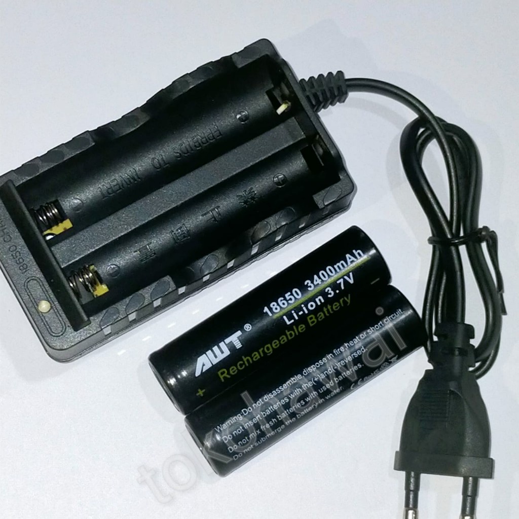 Jual Paket Lengkap Charger 2 Slot kabel dan Baterai AWT HITAM 18650 ...