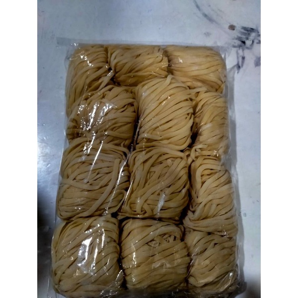 Jual Mie Pangsit Bu Lia Surabaya Kg Isi Biji Shopee Indonesia