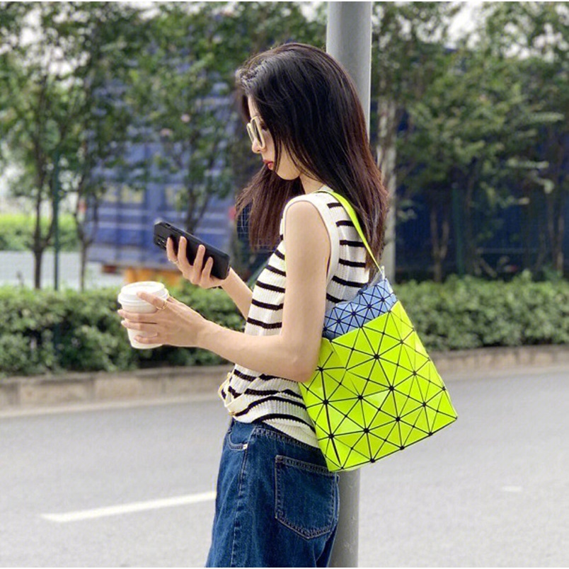 Bao Bao Loop Matte Geometric Shoulder Bag