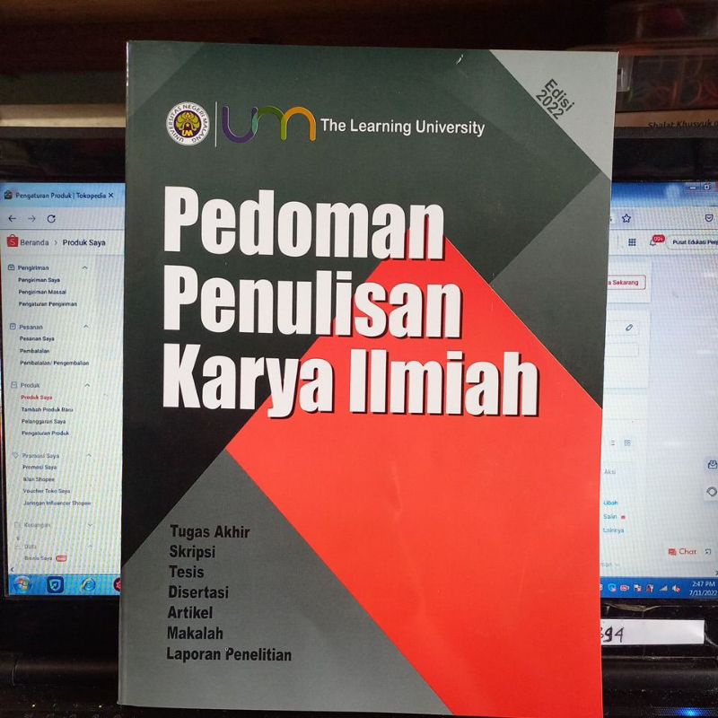 Jual PEDOMAN PENULISAN KARYA ILMIAH EDISI 2022 | Shopee Indonesia