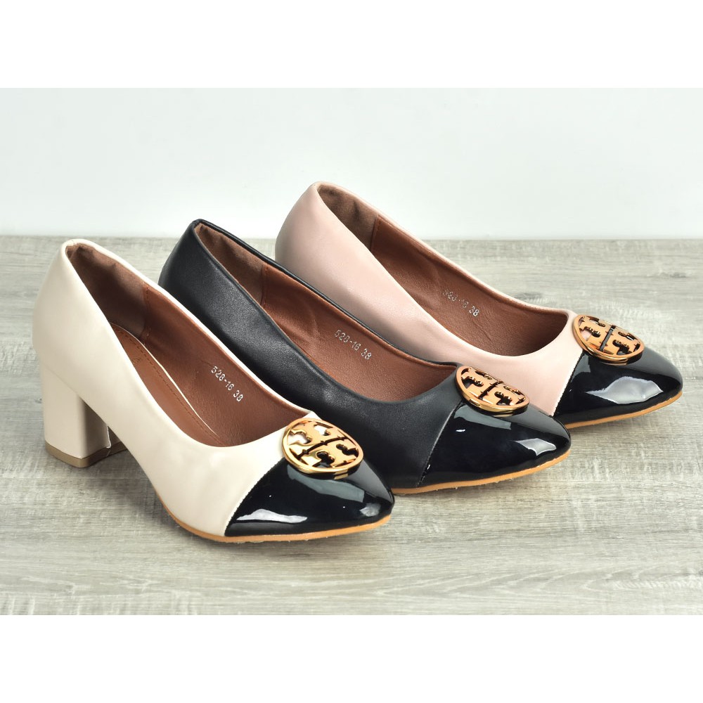 Chelsea pump hot sale tory burch