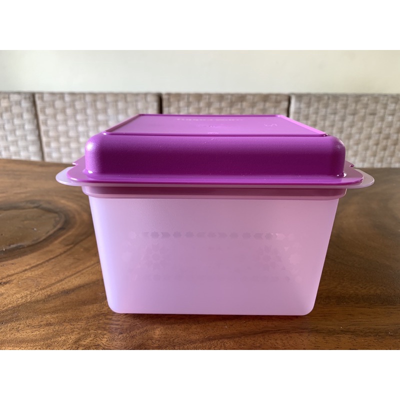 Jual Tempat Roti Tawar Tupperware Bread Lovers | Shopee Indonesia