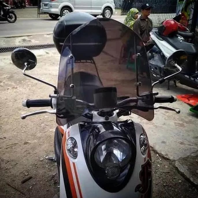 Jual Windshield Nemo Genio Adjustable Universal semua motor | Shopee ...