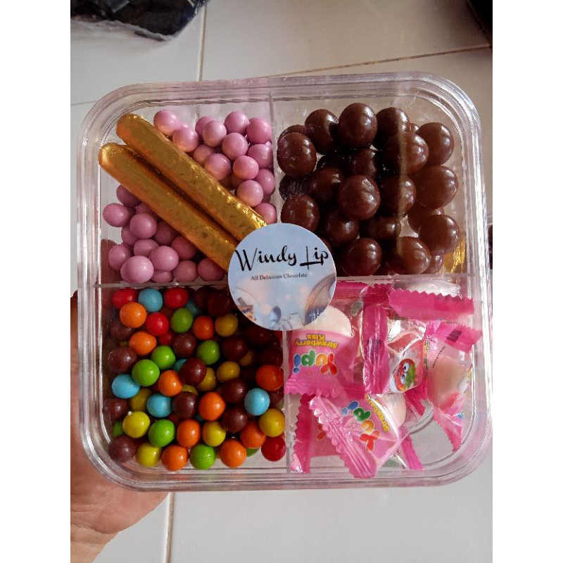 Jual Cokelat Parcel Sekat L Agie Lagie Lebaran Shopee Indonesia