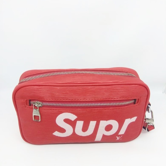 Supreme hotsell lv crossbody