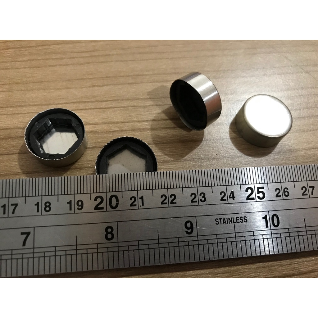 Jual Tutup Cover SSS Dinabolt Ukuran 12 Mm Mur Kunci 14 Mm Tiang ...