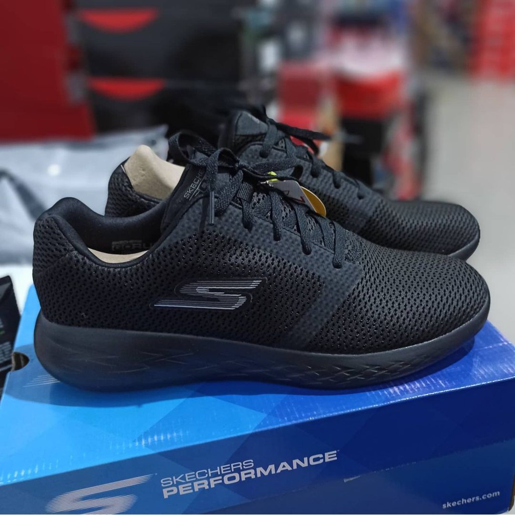 Sepatu store skechers performance