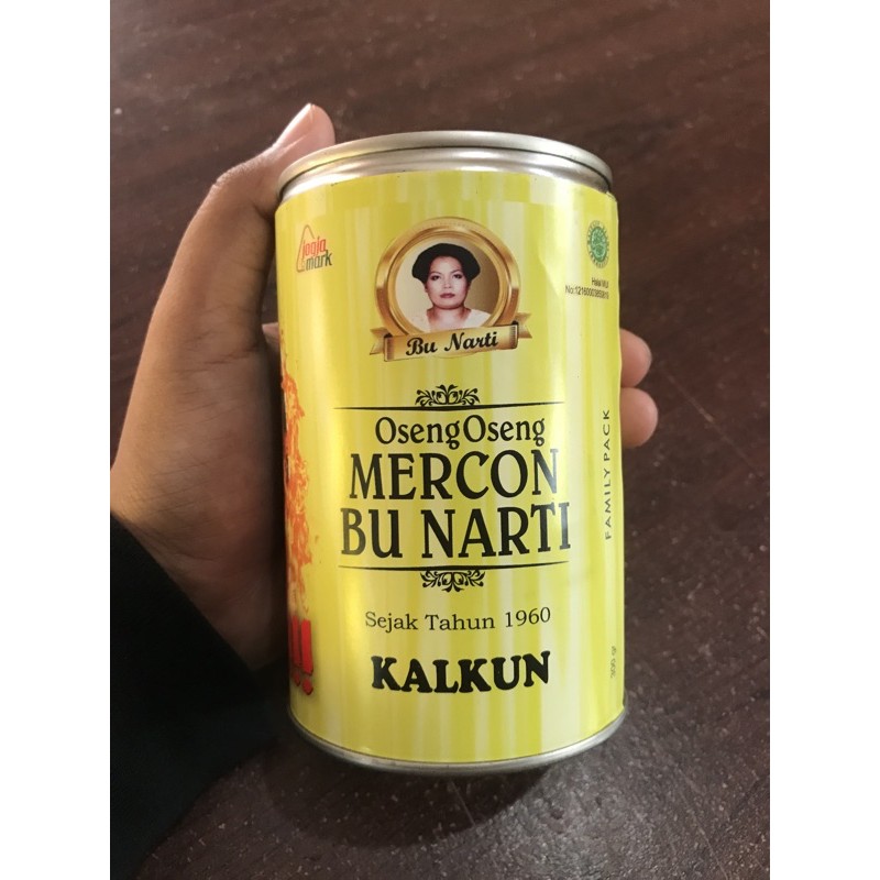 Jual Oseng Mercon Bu Narti Kaleng Asli Jogja (Free Bubblewrap dan ...