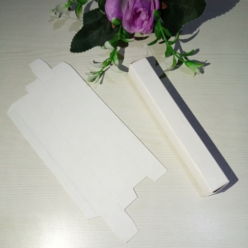 Jual dus custom uk. 1,5x1,5x12 / botol 10ml (Box polos) | Shopee Indonesia