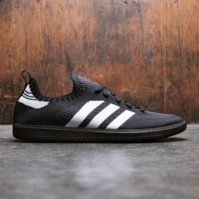 Samba hot sale primeknit black