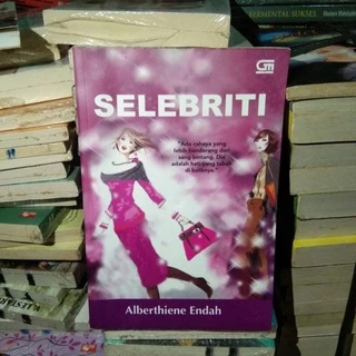 Novel Selebriti Alberthiene Endah
