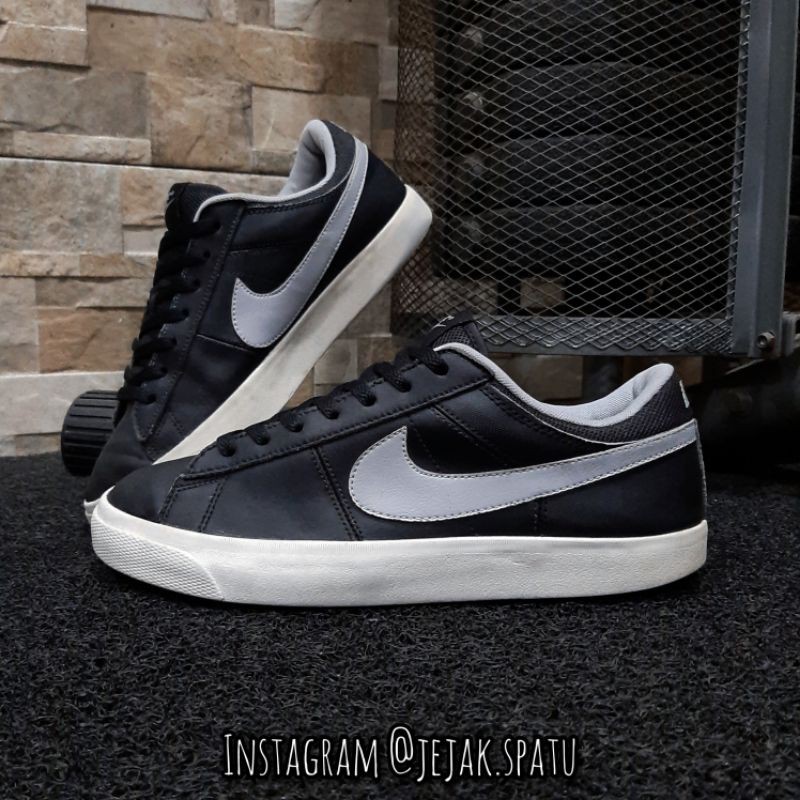 Sepatu Sneakers Nike Match Supreme Leather size 42