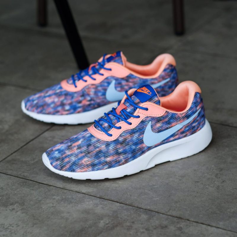 Nike hot sale tanjun peach