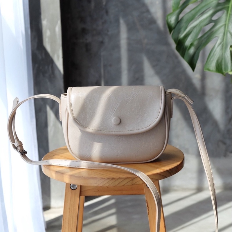 Jual Naoki Sling Bag Tas Selempang Wanita Terbaru Kekinian | Shopee  Indonesia