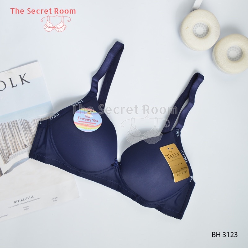 TALLY BH 9018 Bra Tanpa Kawat Busa Sedang Bahan Brokat CUP B - C Kait 4  Renda Anti Gatal