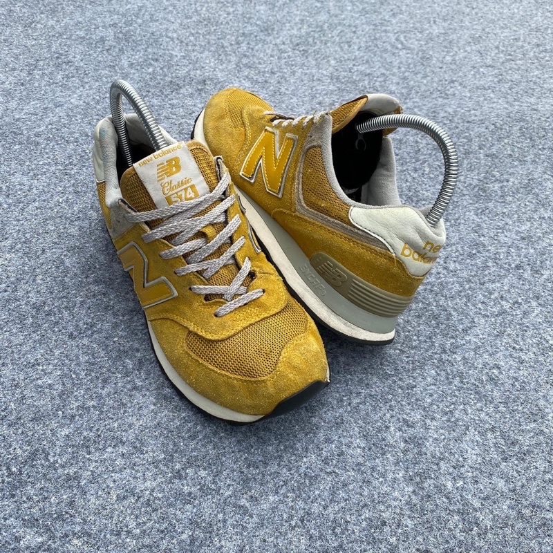 Jual sepatu new balance 574 yellow second original Shopee Indonesia
