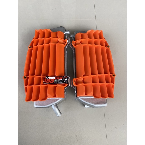 Jual kisi kisi radiator Ktm250 2017/2022 imports original | Shopee ...