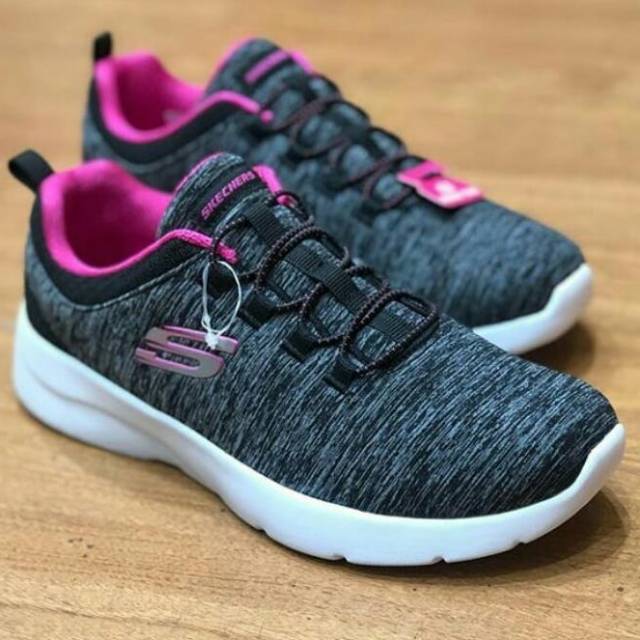 Jual Sepatu merk skechers uk. 39.5 1295 Shopee Indonesia