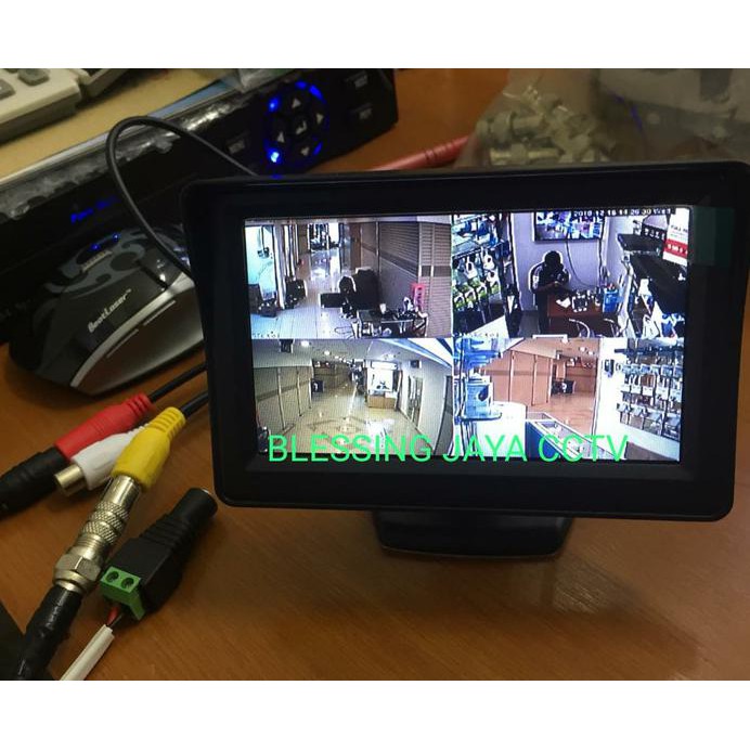 Monitor store untuk cctv