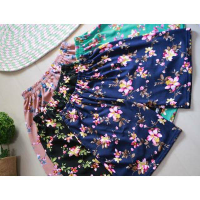 Jual HOT PANTS celana gemes bahan wafle bunga | Shopee Indonesia
