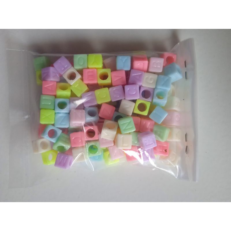 Jual mute huruf warna warni / manik manik huruf pastel | Shopee Indonesia