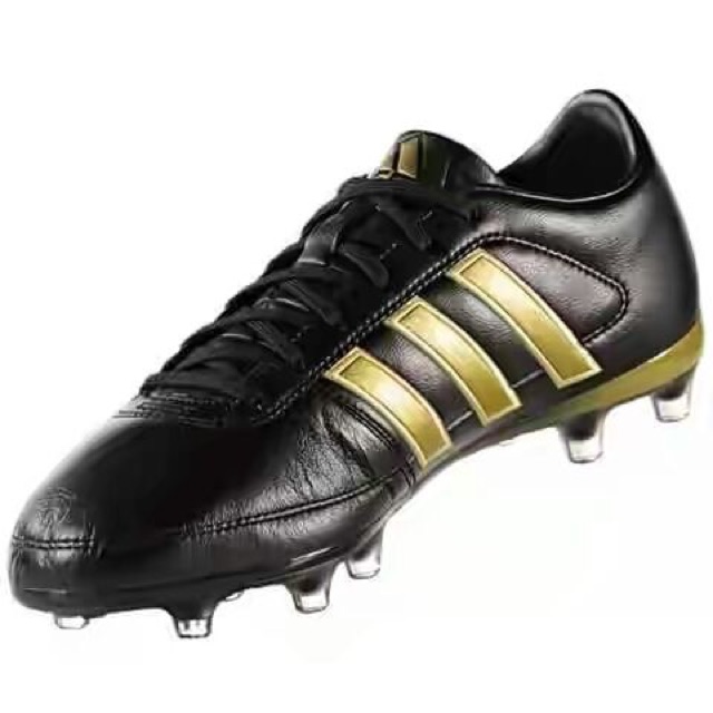 Sepatu bola adidas on sale gloro