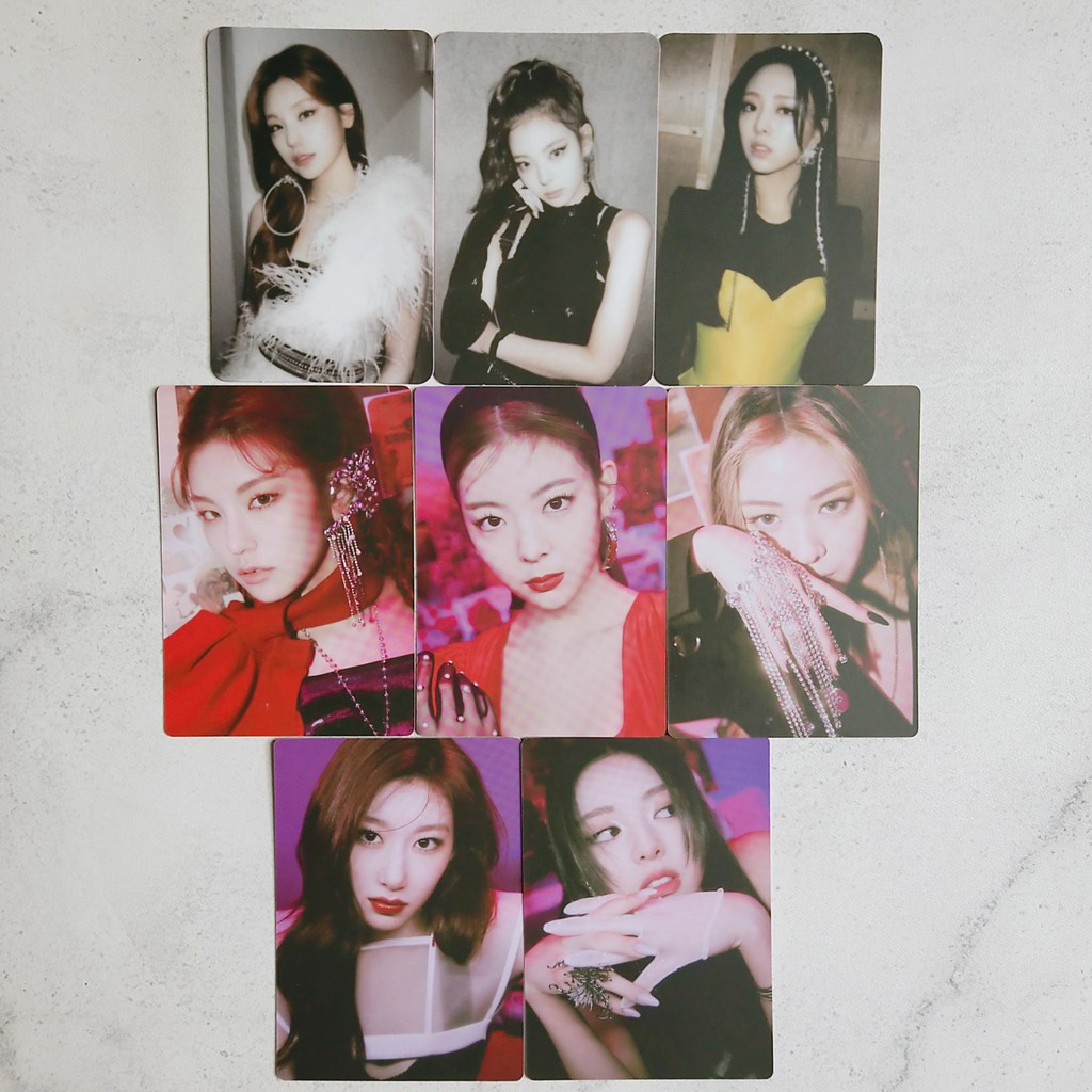 Jual (READY) ITZY - GUESS WHO LIMITED EDITION PHOTOCARD | Shopee