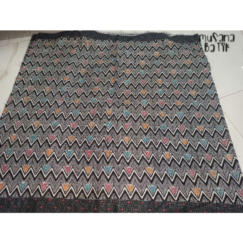 Jual HT kain bahan batik rang rang batik zig-zag abu hitam | Shopee ...