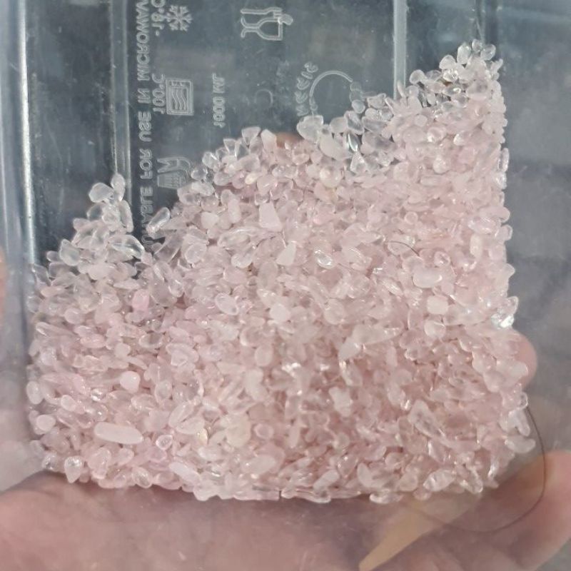 Jual ROSE QUARTZ MINI CHIPS 2 SD 5MM BERAT 250GRAMS | Shopee Indonesia