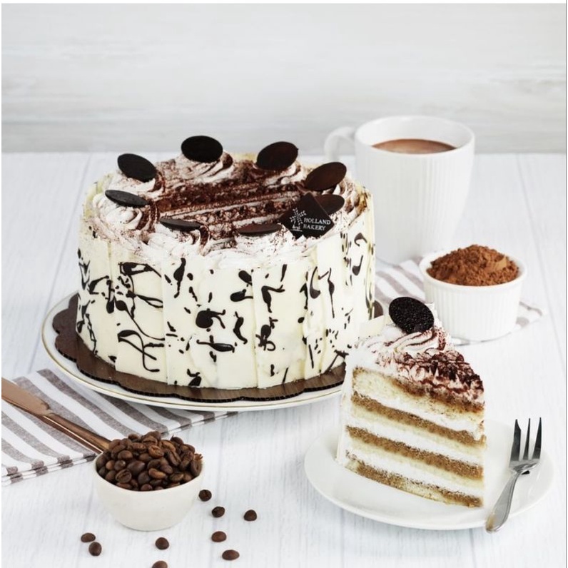 Jual TFC Tiramisu Cake Holland Bakery (Order H-1 dari tanggal kirim ya ...