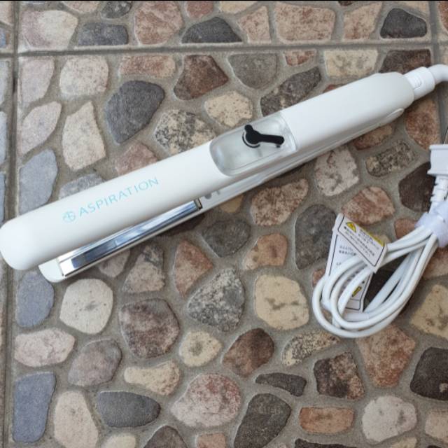 Jual PRELOVED Aspiration Mist Hair Iron Japanese Hair Straightener