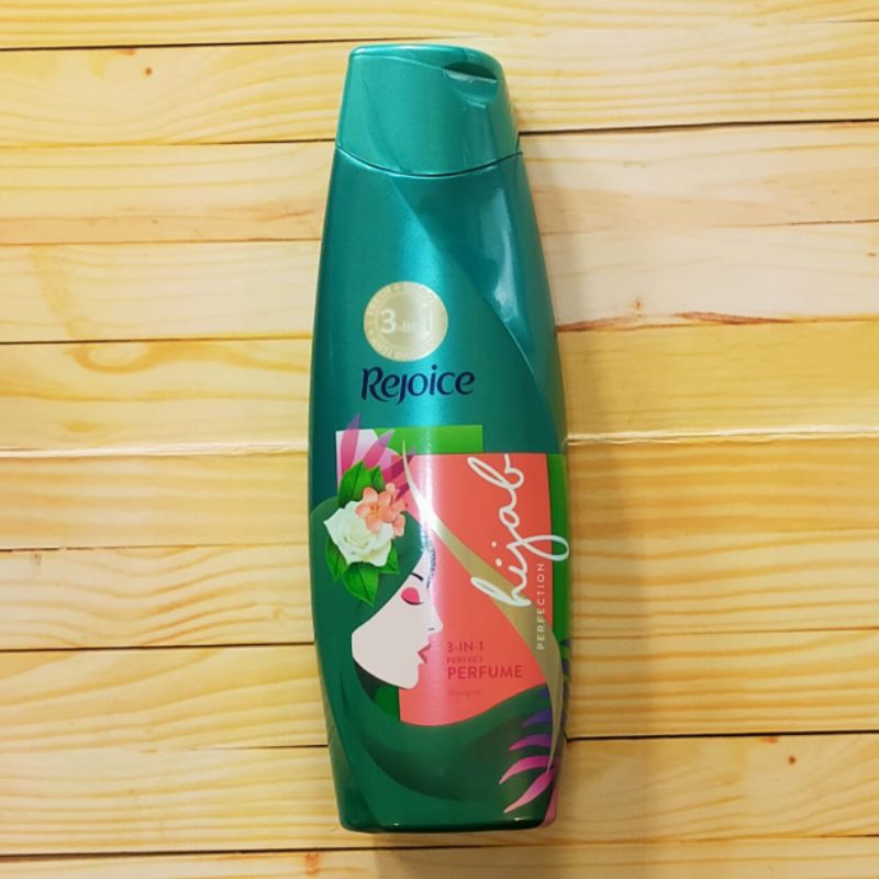 Jual Shampoo Rejoice Hijab 3 in 1 Perfect Perfume 340ml Shopee Indonesia