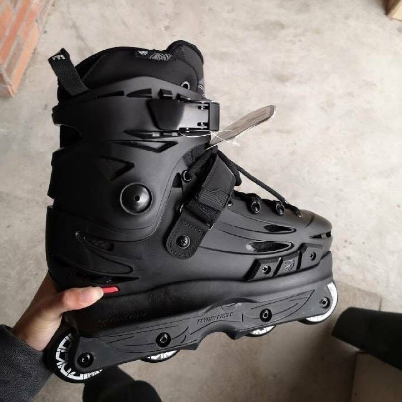 Jual sepatu roda flying eagle enkidu agresive skate | Shopee Indonesia