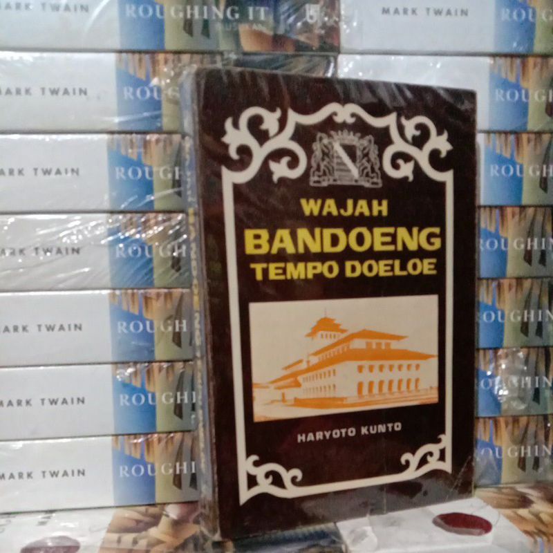 Jual BUKU SEJARAH BANDUNG KARYA HARYOTO KUNTO WAJAH BANDOENG TEMPO ...