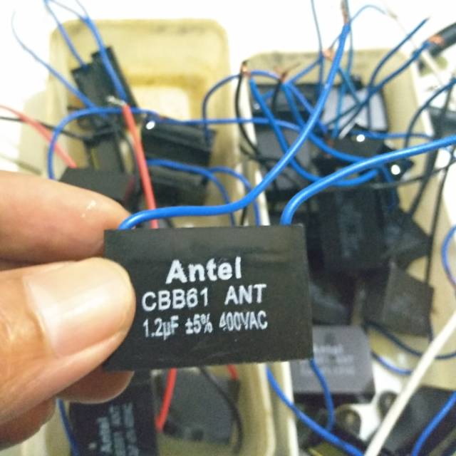 Jual Kapasitor kipas 1,2 uf /400 v Shopee Indonesia