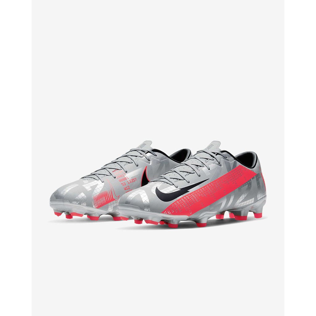 Nike vapor outlet academy 13